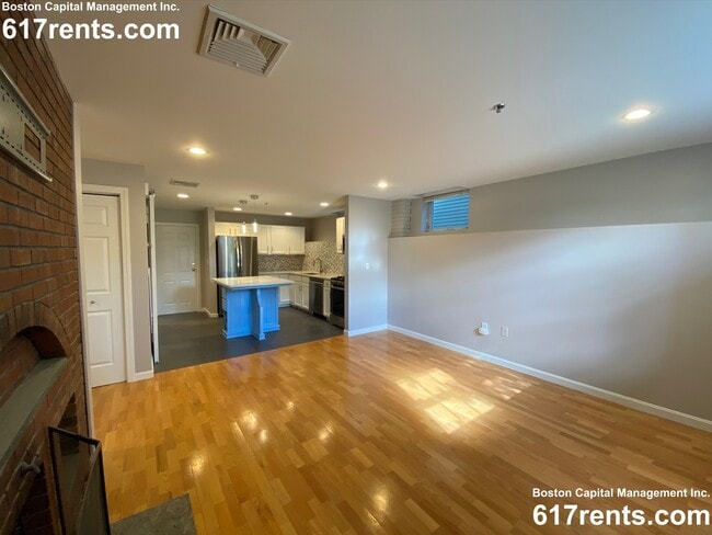 Building Photo - 2277 Massachusetts Ave Unit 1 Rental
