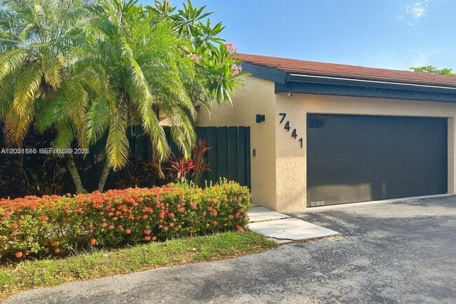 Photo - 7441 Bay Hill Dr