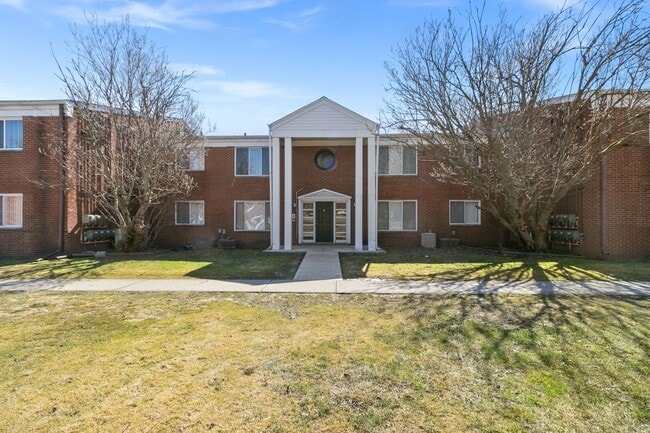 Photo - Metro East Apartments