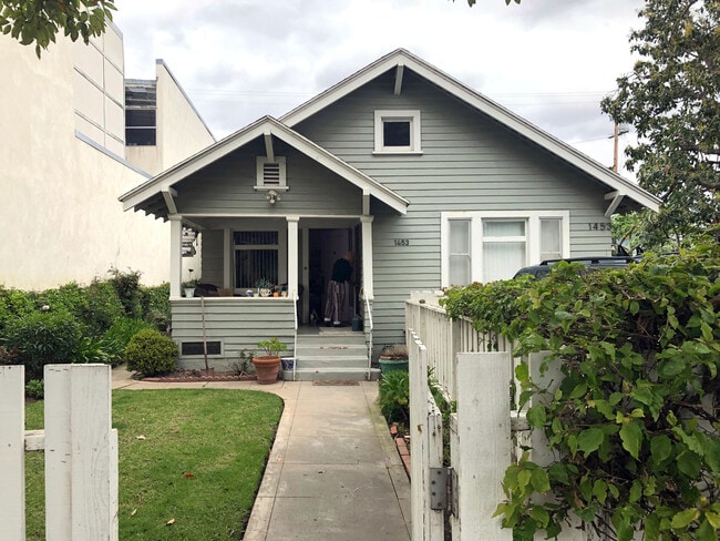 Building Photo - 1453 12th St Rental
