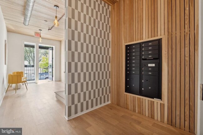 Photo - 901 King St Unidad 205