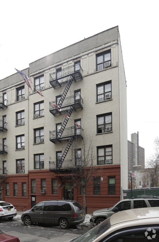 300304 E 162nd St Apartments For Rent in Bronx, NY