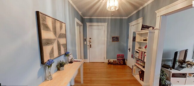 Photo - 34 Chiswick Rd Unit 9