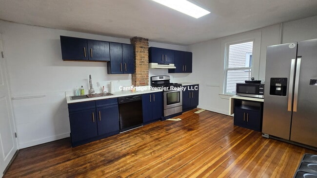 Photo - 7 Wyatt St Apartments