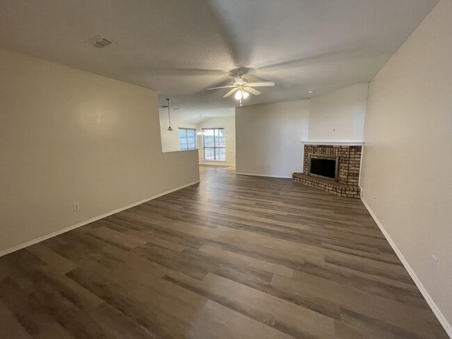 Photo - 1605 Kirby Ave