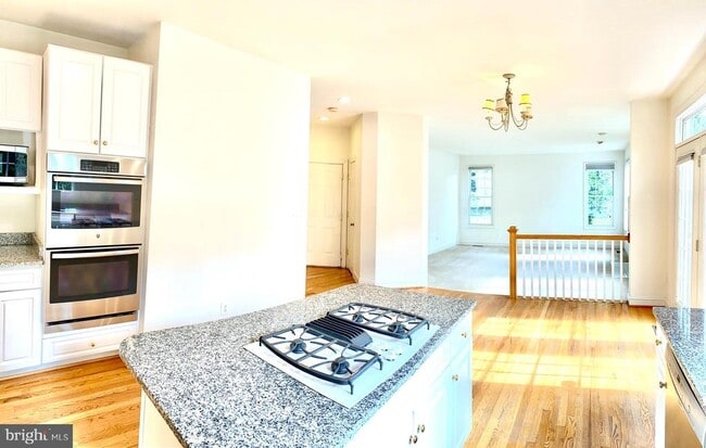 Photo - 1305 Providence Terrace