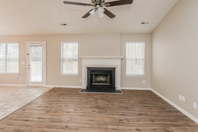 Photo - 3913 Leghorn Ct