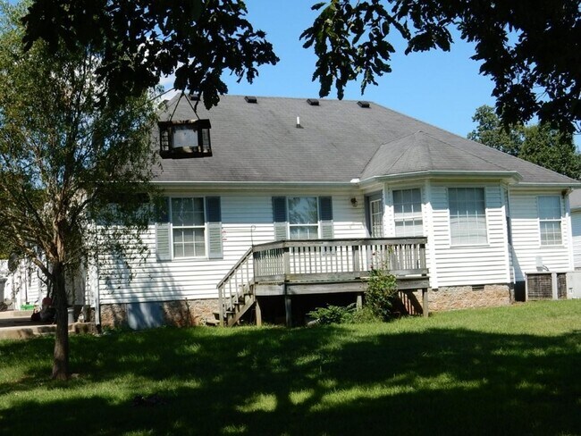 Photo - 502 Bloomfield Ct