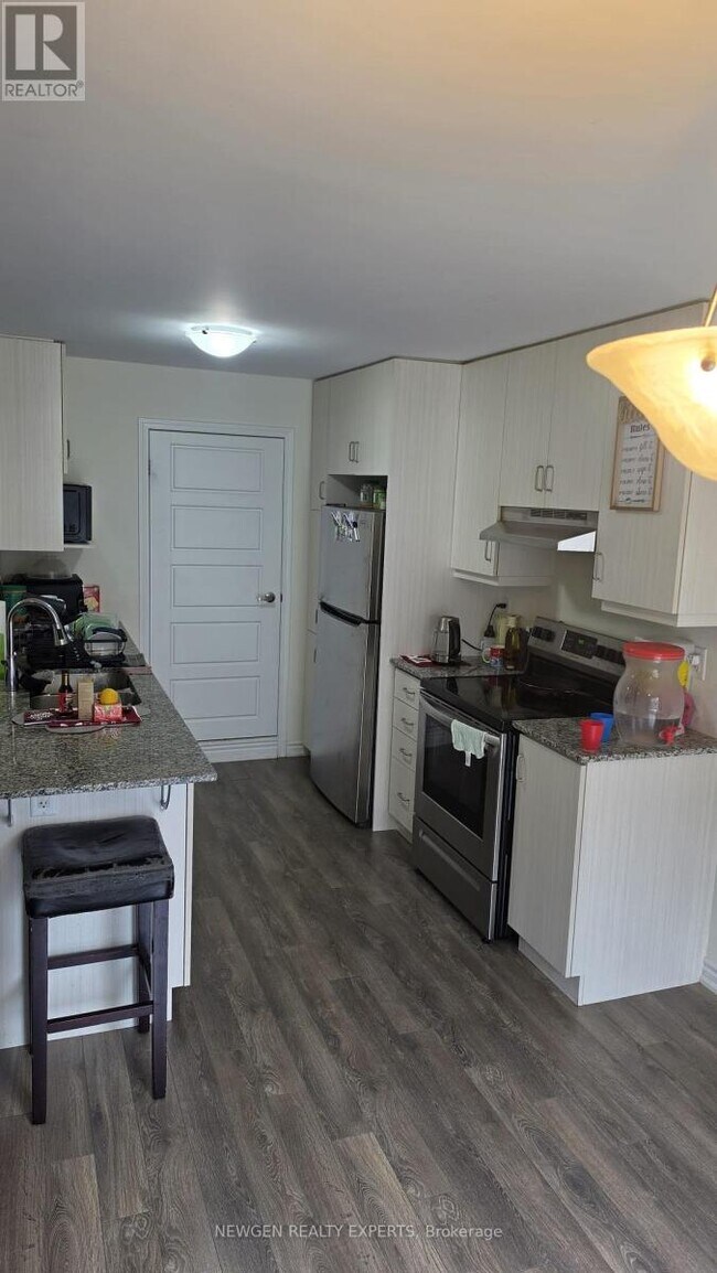 Photo - 230 Lagerfeld Dr