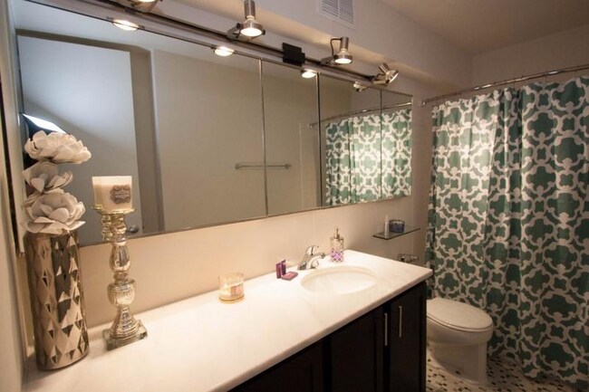 Photo - 850 N Dewitt Pl Unit 301