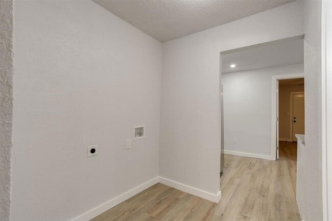 Photo - 3407 S Lee Ave