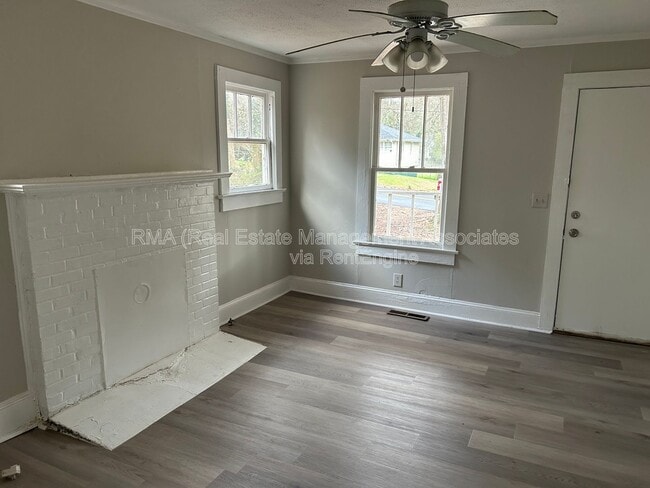 Photo - 1223 Pleasant Ave