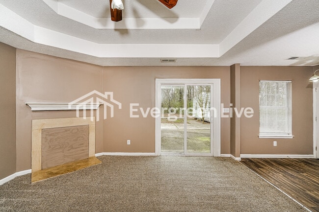 Photo - 2027 Townhouse Ln