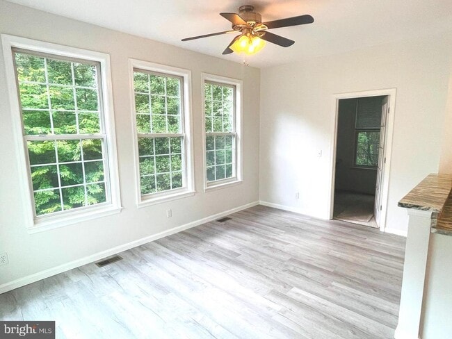 Photo - 9 Scarlet Oak Cir
