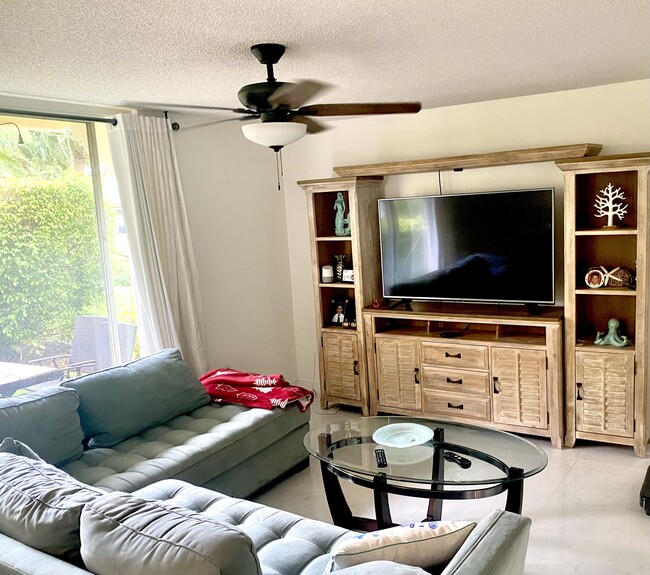 Photo - 107 Yacht Club Way