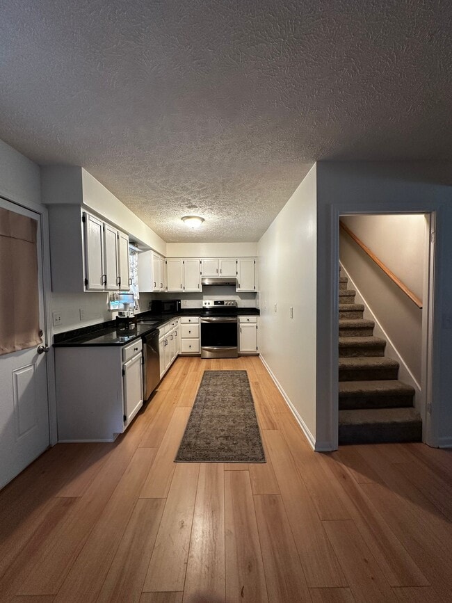 Photo - 132 Fox Ridge Dr