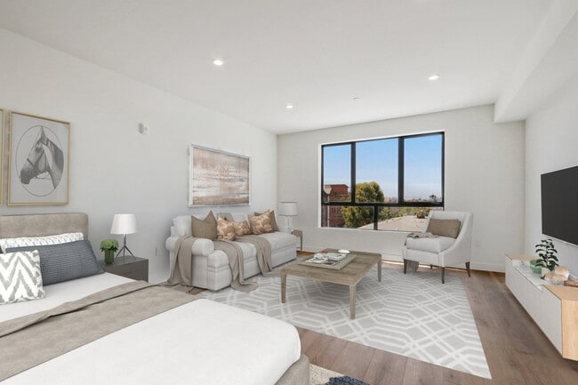 Photo - E on Harvard