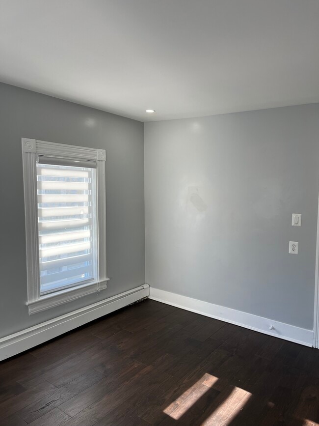 Photo - 114 Tenney St Unit 2