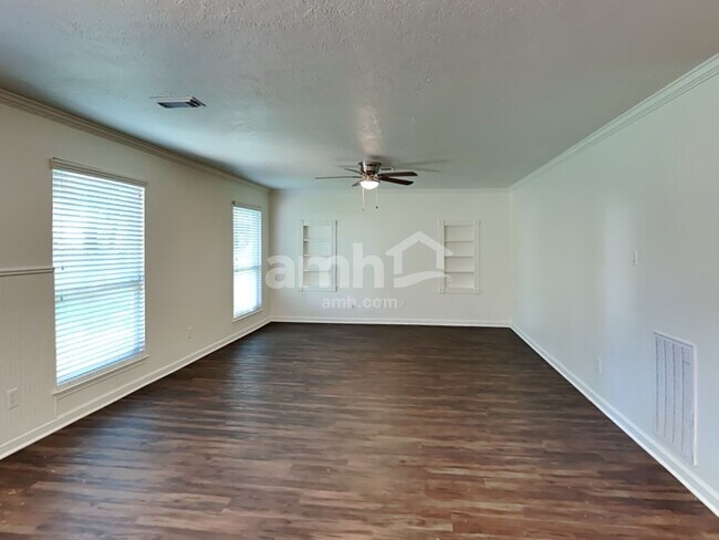 7007 Durango Dr