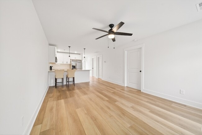 Photo - 101 Gibson St Unit B