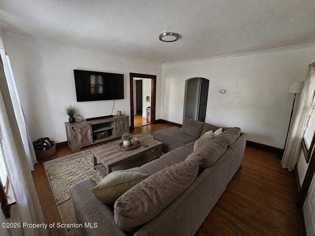 Photo - 1057 Lincoln St