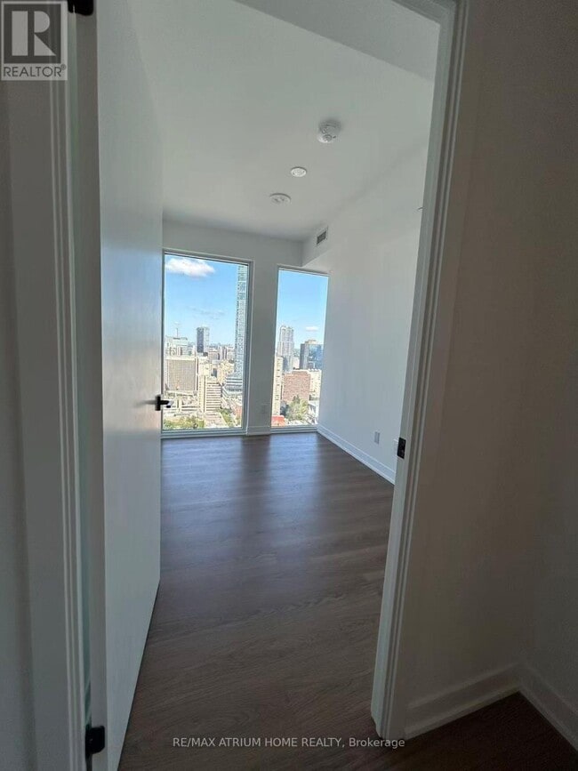 Photo - 319 Jarvis St Unité 4006