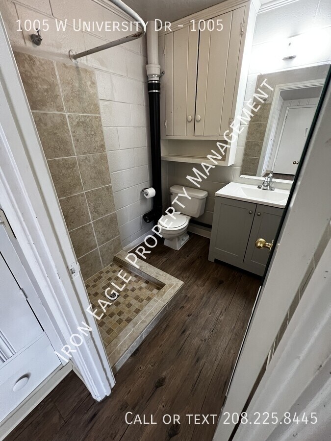 Photo - 1005 W University Dr Unit 1005