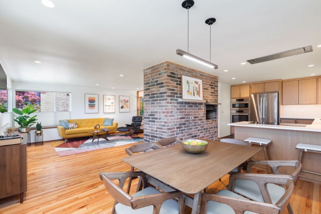 Photo - 9740 2nd Ave NW