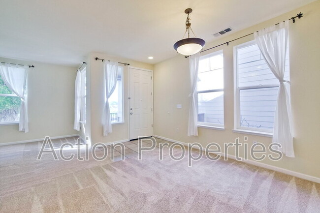 Photo - 5132 North First Street