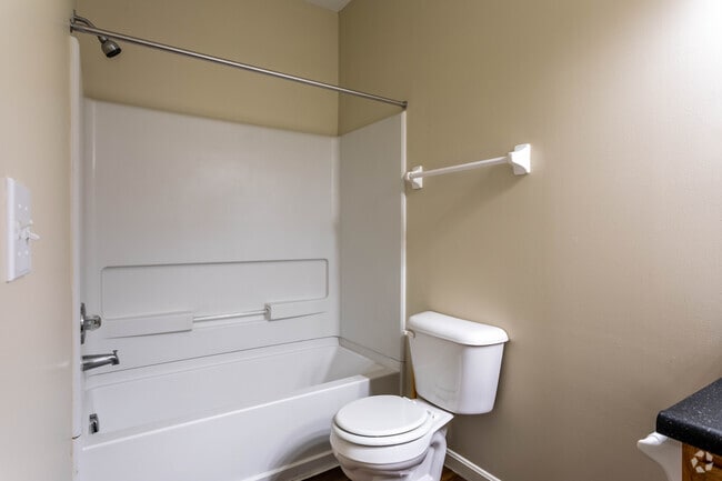 The Winchester: 2 Br, 1 Ba - 933 SF