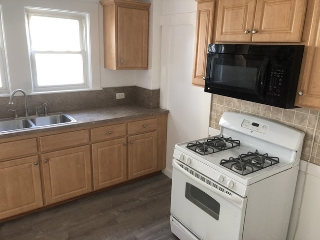 Photo - 15 Olcott St Apartment Unit 1