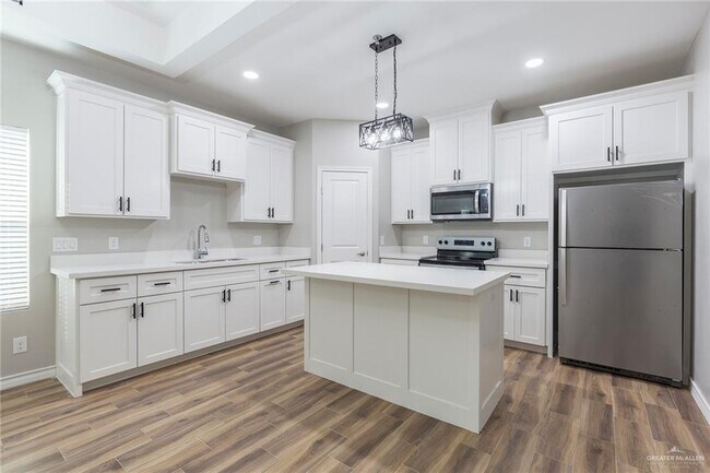 820 E Cedar Ave Unit 101