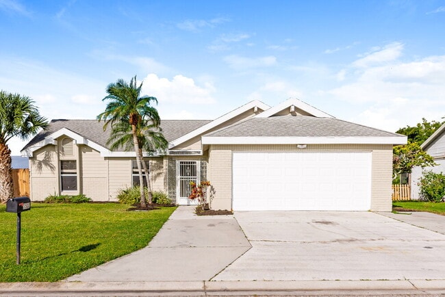 Building Photo - 3502 65th Ave Cir E