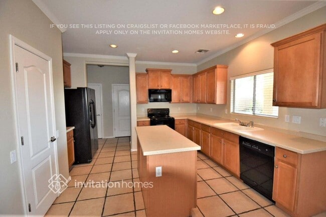 Photo - 11880 W Grant St
