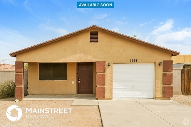 Building Photo - 2558 E Broadway Rd Rental