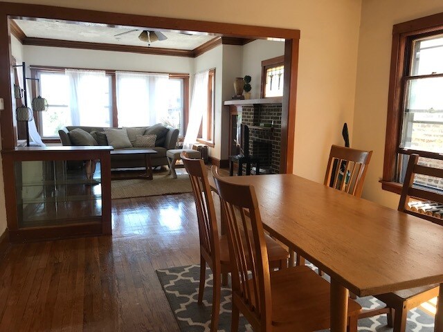 Photo - 2430 N Avers Ave Unit 2