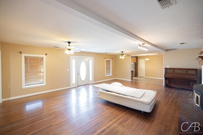 Photo - For Lease