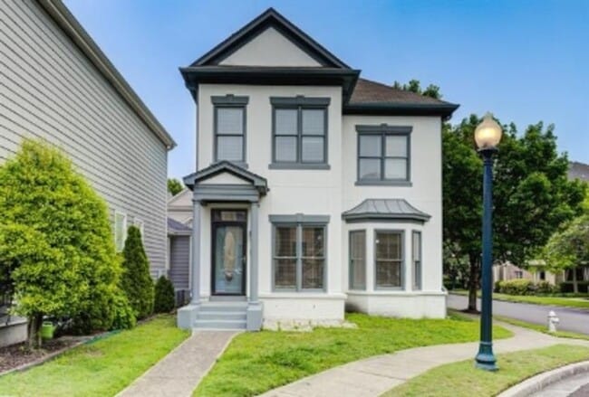 Photo - Nice 3 bedroom 2 bath home in the heart of Downtown Memphis - Open To Section 8