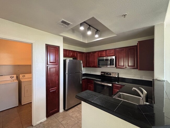 Photo - 3830 E Lakewood Pkwy E