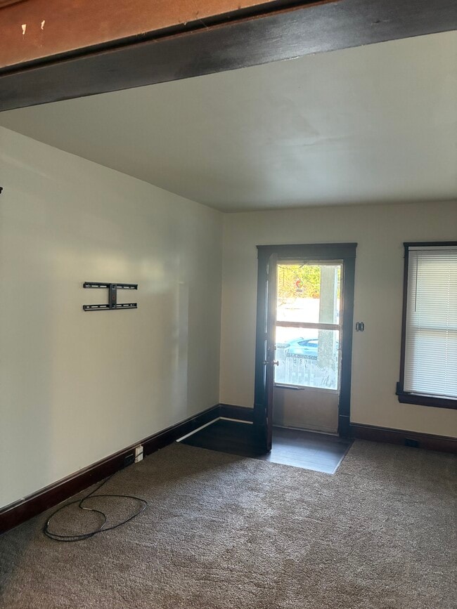 Building Photo - 18243 Sloane Ave Unit Apartment #1 Downstairs