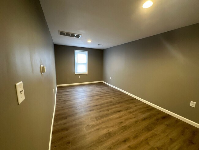 Photo - 6302 W Medford Ave Unit 6302A - Rear