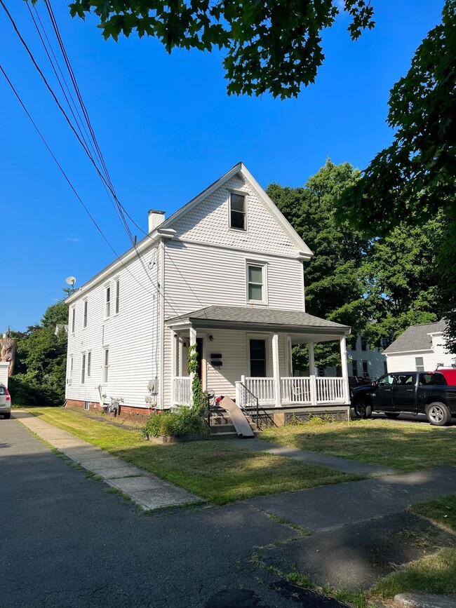 Photo - 7 Leonard Ave Unidad 2