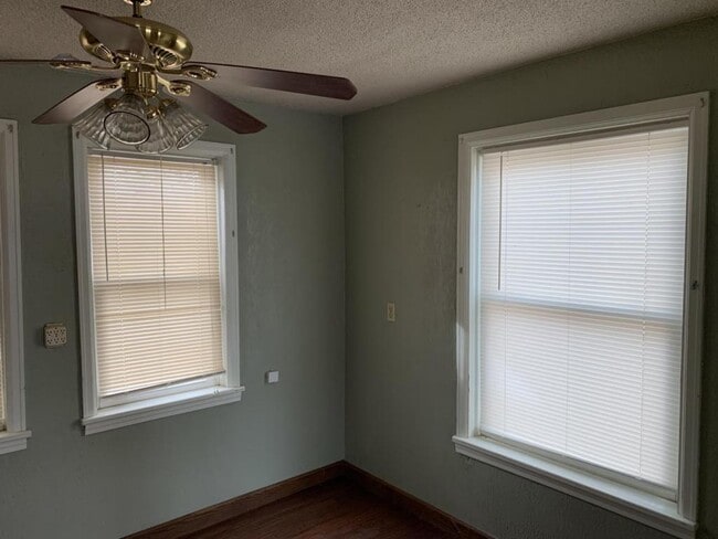 Photo - 1909 E Randolph Ave