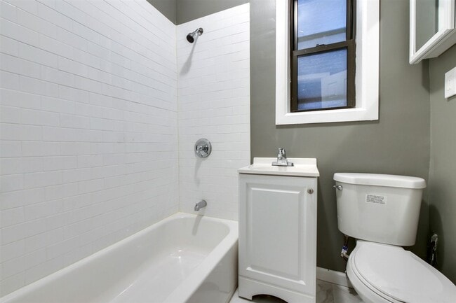 Photo - 194 Kensington Ave Unidad 101