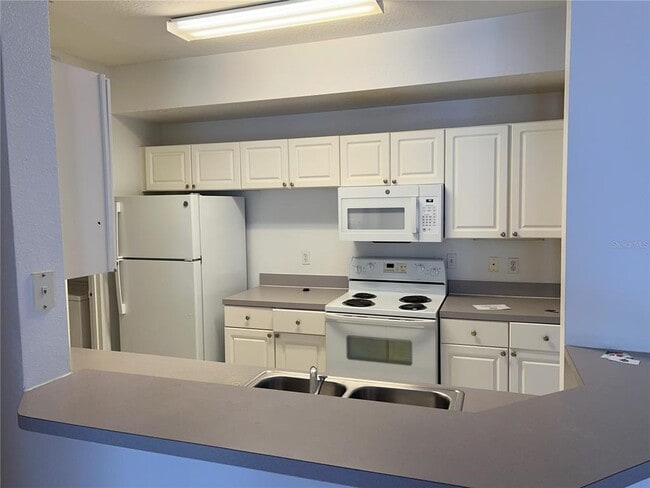 Photo - 5542 Metrowest Blvd Unit 206