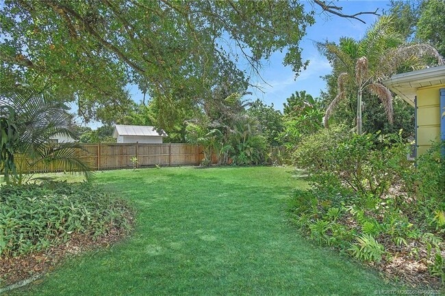 Photo - 1413 SW Heather Terrace