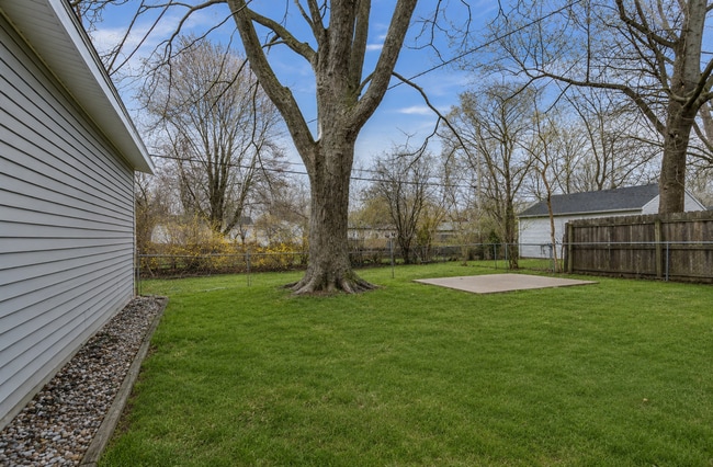 Photo - 1827 Parkdale Dr