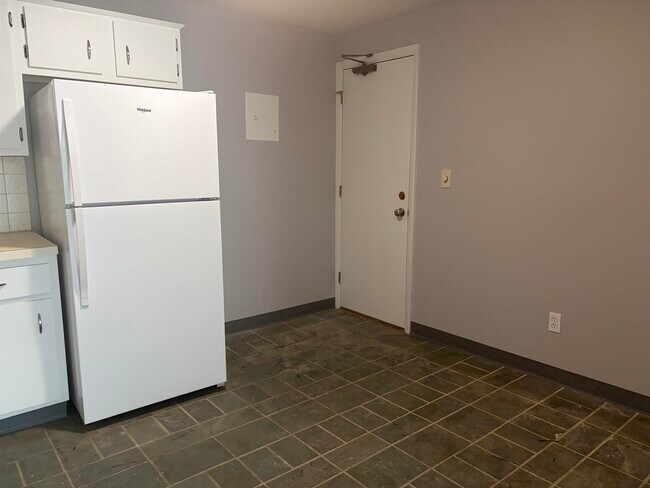 128 Mammoth Rd Unit 21