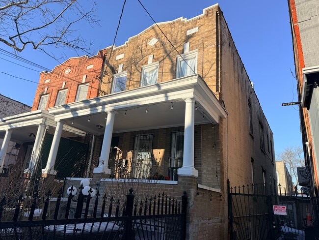 Photo - 660 Miller Ave Unit 2nd Flr