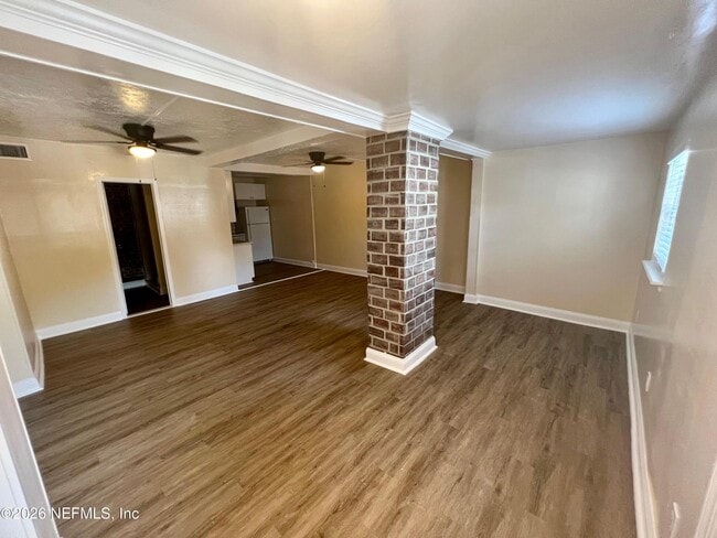 Photo - 2705 Riverside Ave